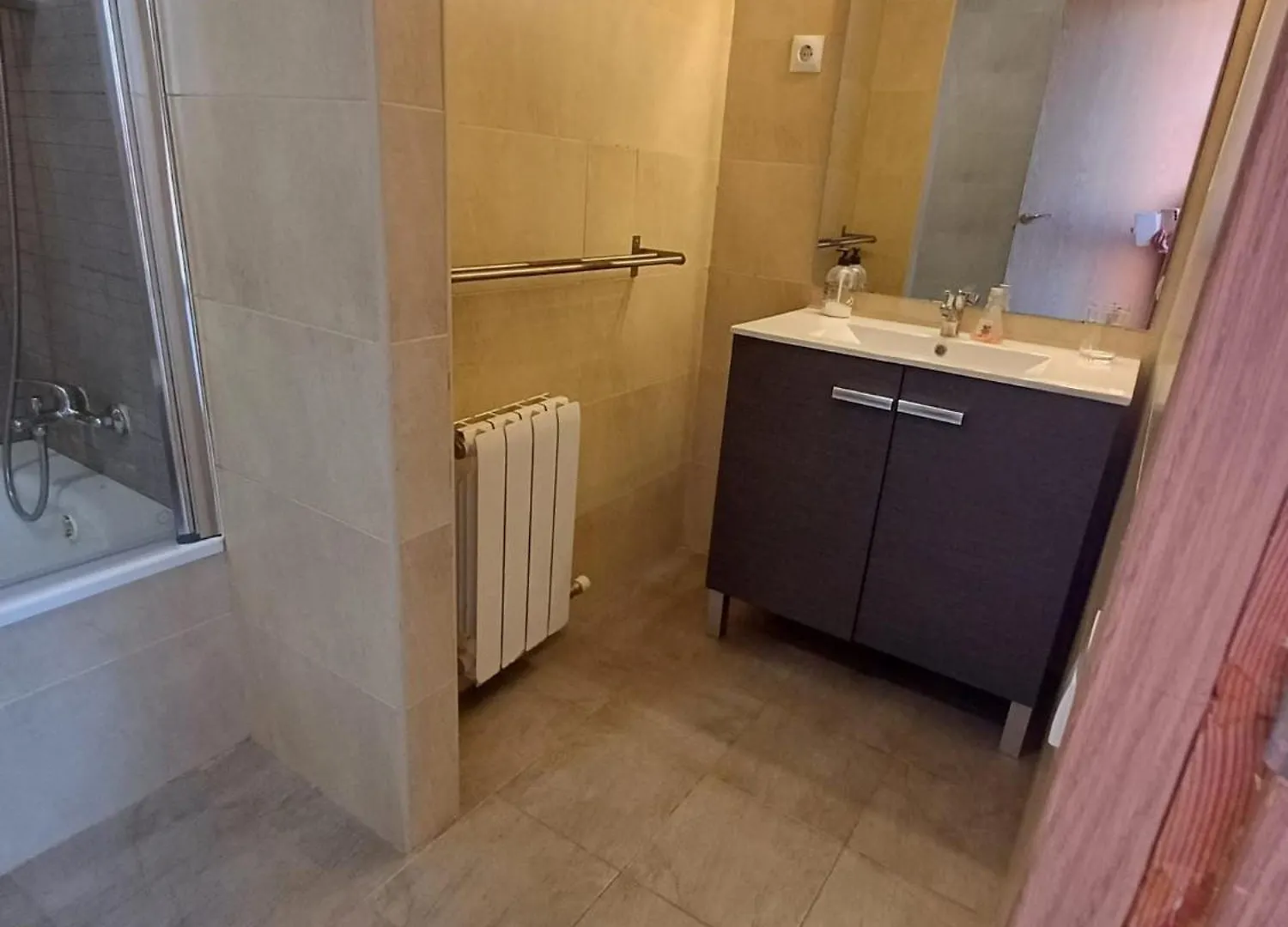Can Camarassa Escapada Relax Con Piscina Y Jacuzzi Cervello
